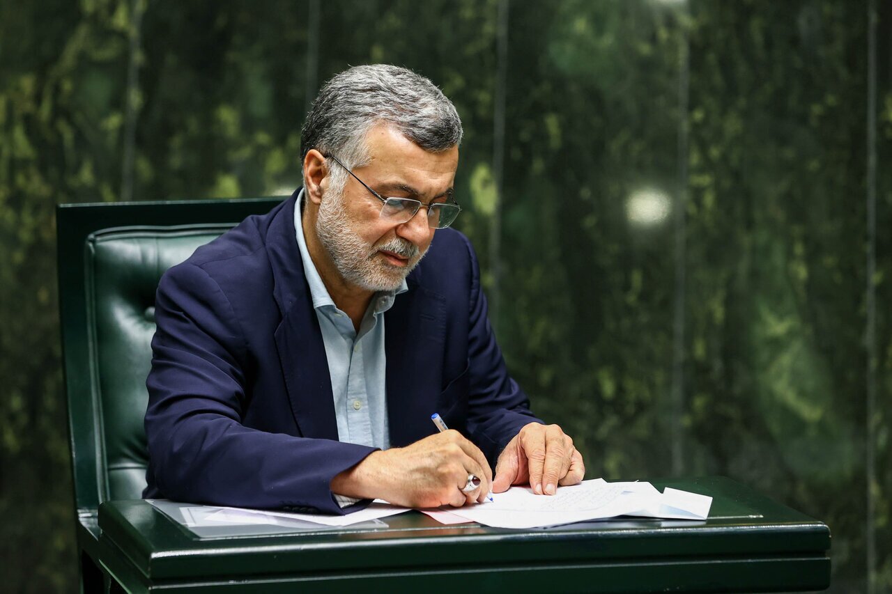 مسیر حرکت وزارت بهداشت قطعا رو به پیشرفت است