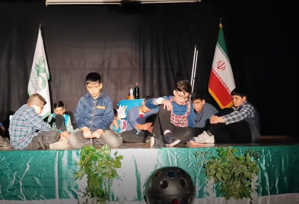 اجرای نمایش شصت، دست، نوجوون با حضور کودکان و نوجوانان هنرمند خوزستانی اجرای نمایش شصت، دست، نوجوون با حضور کودکان و نوجوانان هنرمند خوزستانی