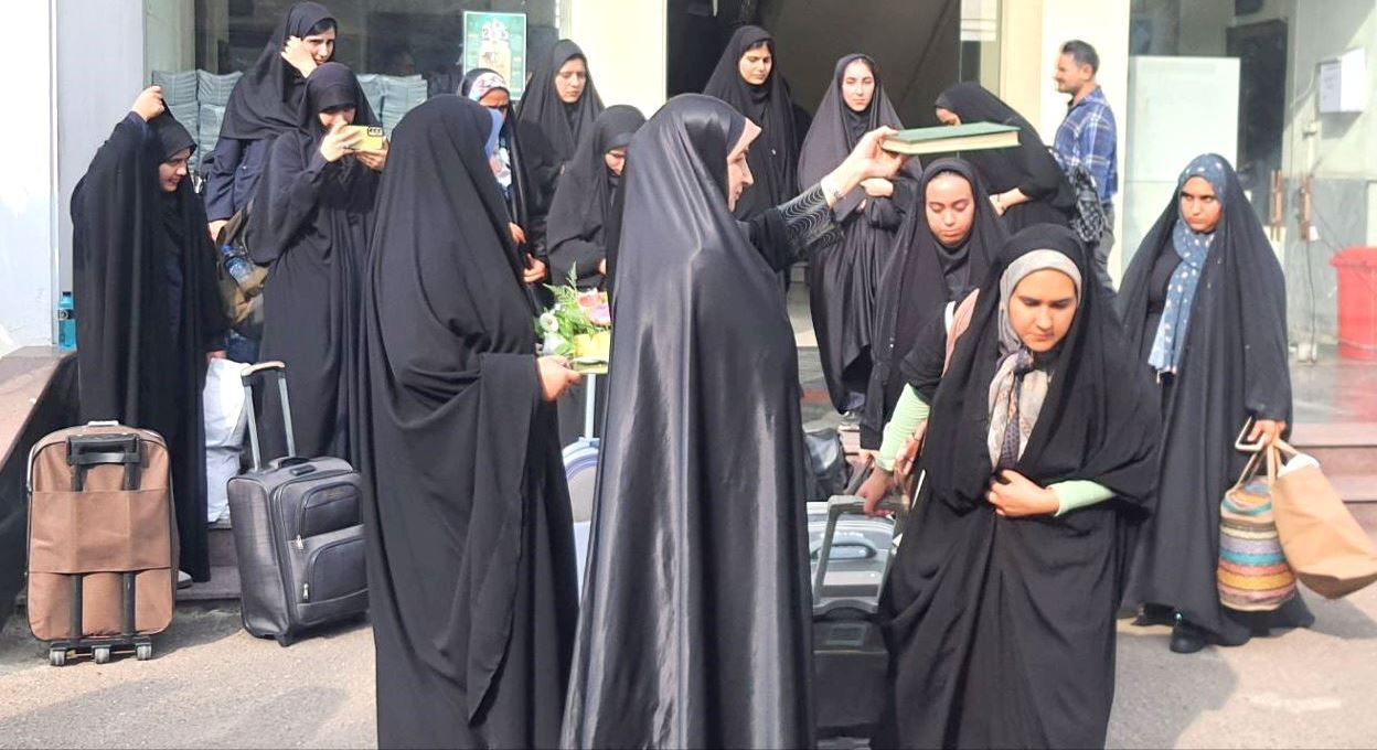 شرکت دانشآموزان دختر عشایری گیلان در اردوی ملی دانش آموزی در مشهد مقدس شرکت دانشآموزان دختر عشایری گیلان در اردوی ملی دانش آموزی در مشهد مقدس