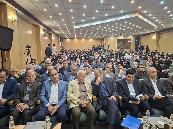 آغاز دومین همایش ملی وضعیت اجتماعی ایران آغاز دومین همایش ملی وضعیت اجتماعی ایران