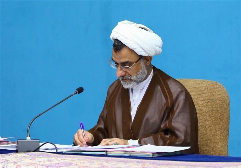 تکریم پرستاران باید در عمل و تصمیمات مدیریتی جلوهگر شود تکریم پرستاران باید در عمل و تصمیمات مدیریتی جلوهگر شود