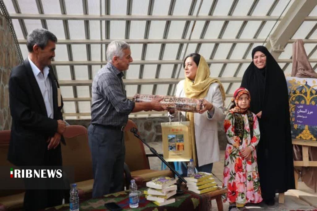 معرفی محوطه باستانی مشگینشهر با رمان معرفی محوطه باستانی مشگینشهر با رمان