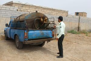 توقيف نيسان حامل سوخت خارج از شبکه توزيع در محور خرمدره - ابهر