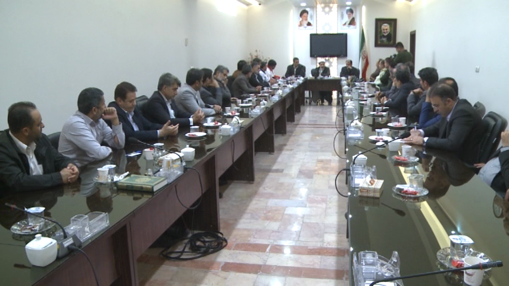 دیداراعضای شورای پدافند غیرعامل با نماینده ولی فقیه در استان کرمان دیداراعضای شورای پدافند غیرعامل با نماینده ولی فقیه در استان کرمان