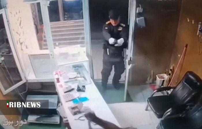 اطلاعیه دستگاه قضا لرستان در مورد سرقت مسلحانه نافرجام از یک طلافروشی اطلاعیه دستگاه قضا لرستان در مورد سرقت مسلحانه نافرجام از یک طلافروشی