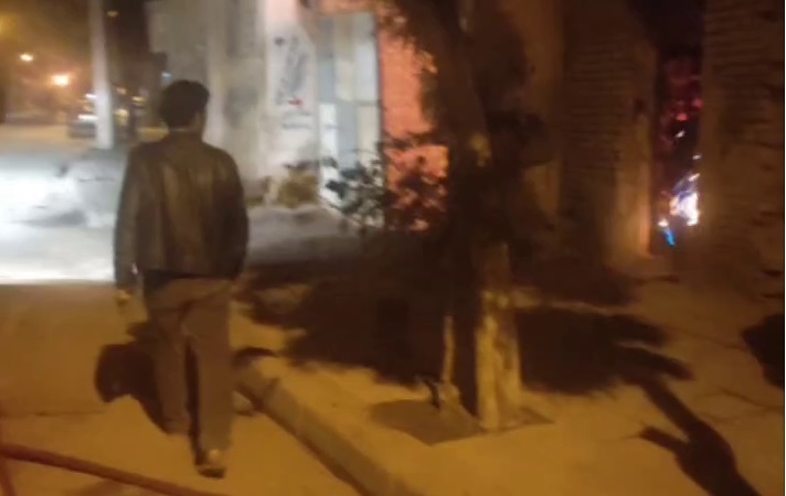 مهار آتش سوزی یک باب مغازه سمساری در کرمانشاه مهار آتش سوزی یک باب مغازه سمساری در کرمانشاه