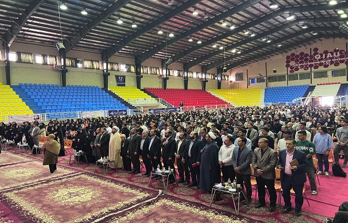 جشن استقبال از دانشجویان جدید در دانشگاه آزاد اسلامی قزوین