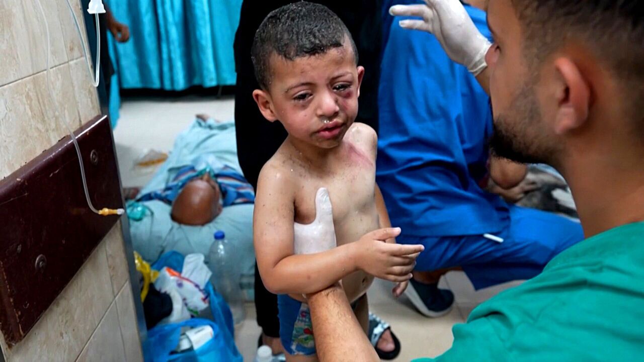 شهادت بیش از ۲۲ هزار کودک در حملات رژیم صهیونیستی به غزه شهادت بیش از ۲۲ هزار کودک در حملات رژیم صهیونیستی به غزه