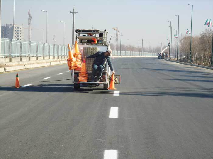 اجرای ۳۲۰۰ کیلومتر خط‌کشی در جاده‌های آذربایجان‌غربی در سال جاری