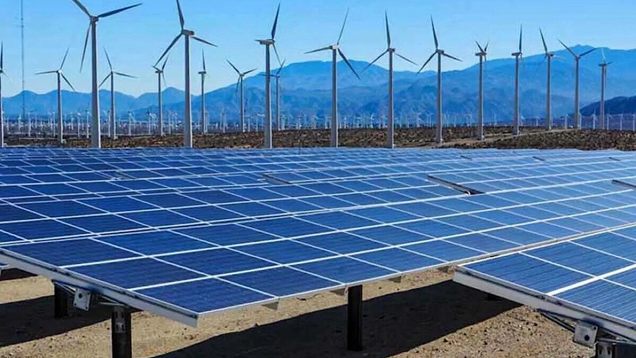 ساختمان‌های دولتی به نیروگاه‌های هیبریدی مجهز می‌شوند