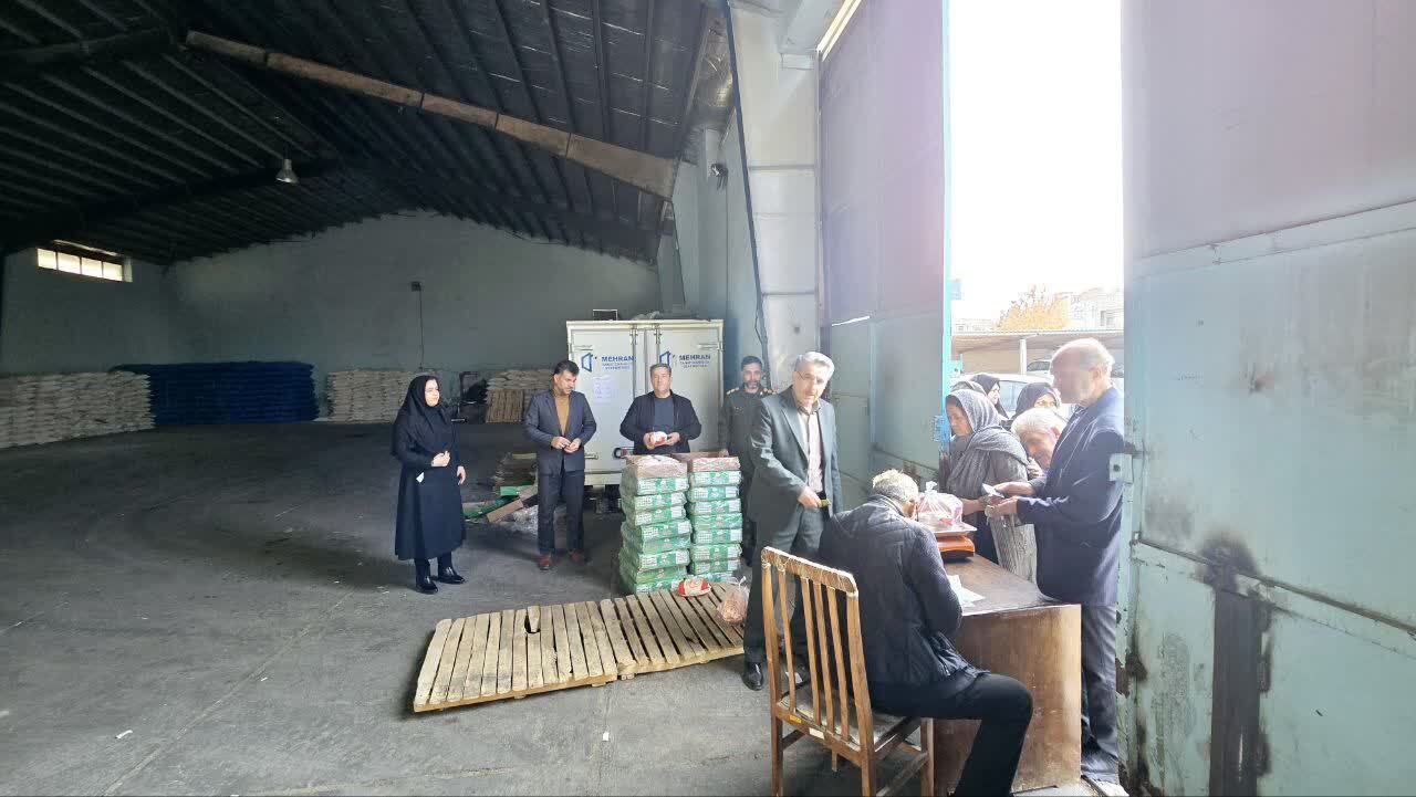 توزیع ۱۹۰ تن کالای اساسی از ابتدای سال جاری توزیع ۱۹۰ تن کالای اساسی از ابتدای سال جاری