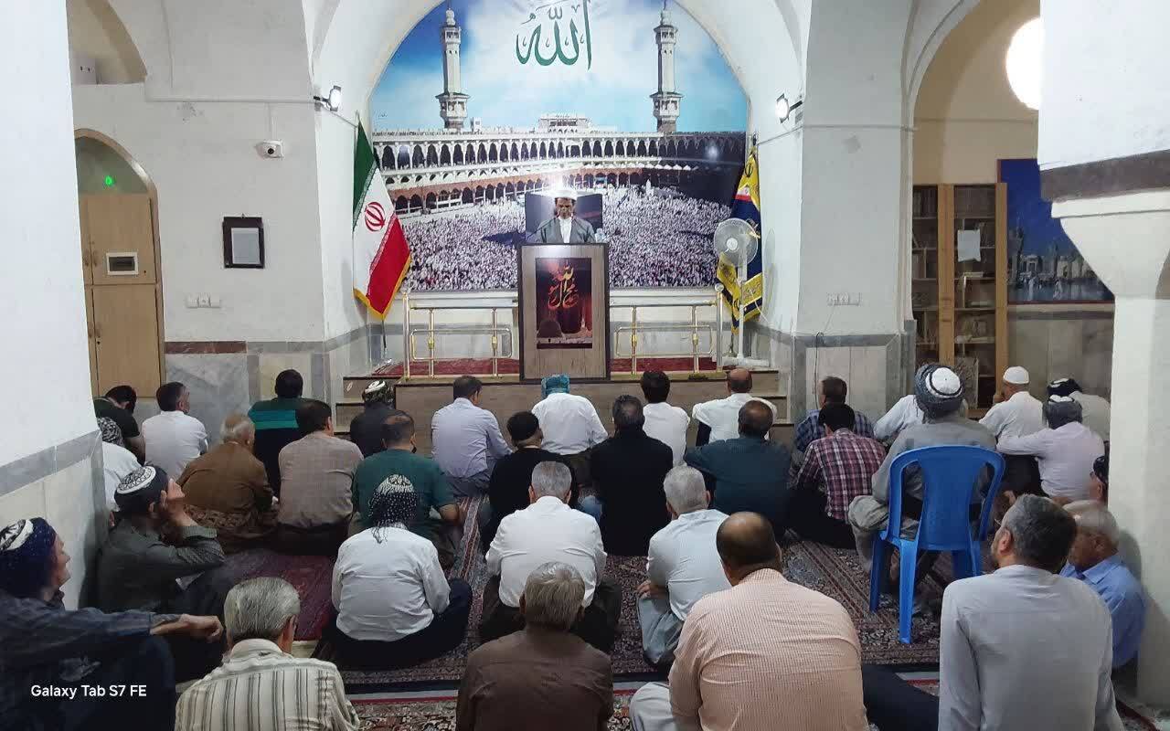 تاکید امام جمعه بوکان برلزوم صرفه جویی و قناعت تاکید امام جمعه بوکان برلزوم صرفه جویی و قناعت