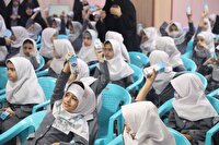 آغاز توزیع شیر رایگان در مدارس قم