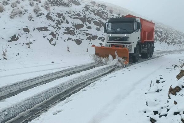 اولویت طرح راهداری زمستانی ۱۴۰۴؛ جلوگیری از انسداد کریدورهای حیاتی کشور