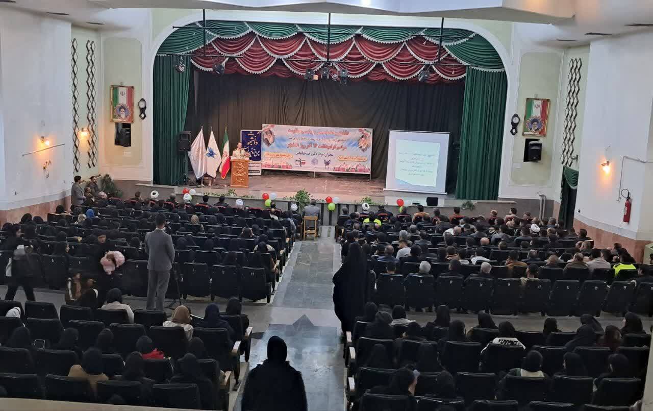 ۱۶ آذر روز فریاد ملت ایران برعلیه استبداد و نظام سلطه بود