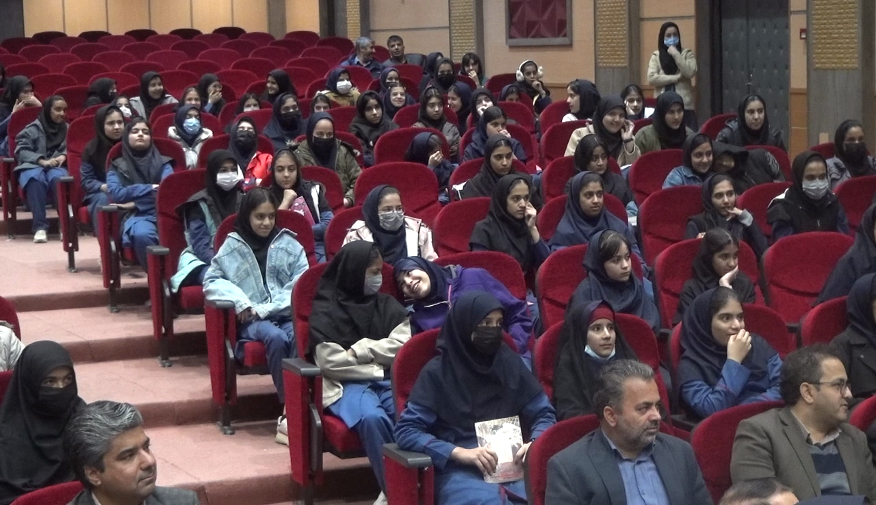 زنگ پژوهش در مدارس خراسان جنوبی نواخته شد زنگ پژوهش در مدارس خراسان جنوبی نواخته شد