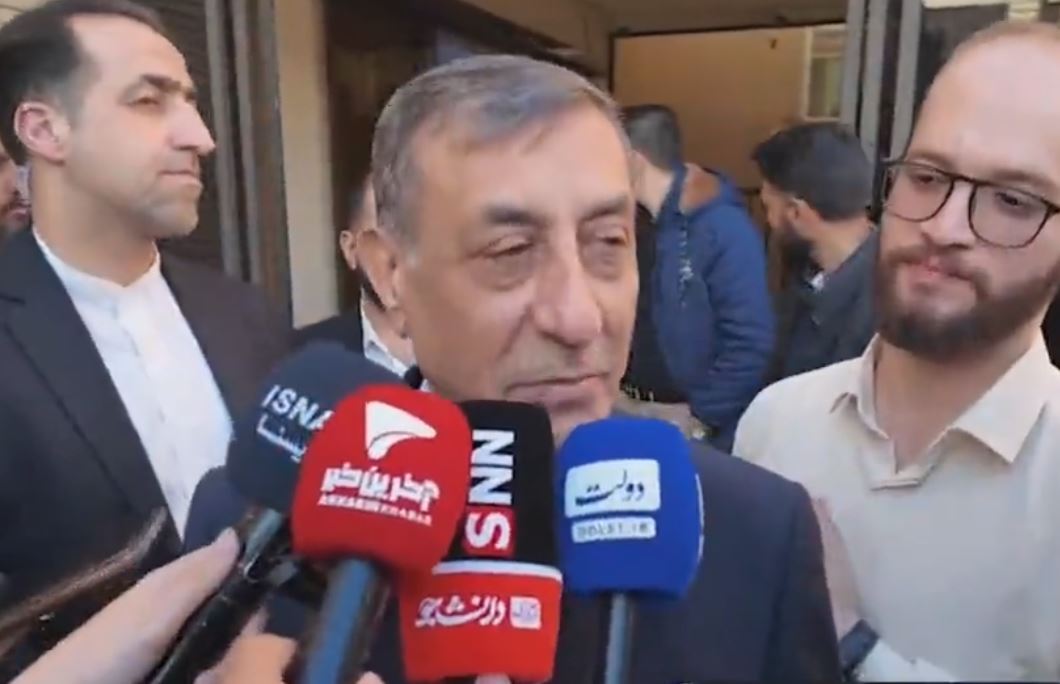 زیر پرچم ایران میتوان حرفها را زد و مهربان بود زیر پرچم ایران میتوان حرفها را زد و مهربان بود