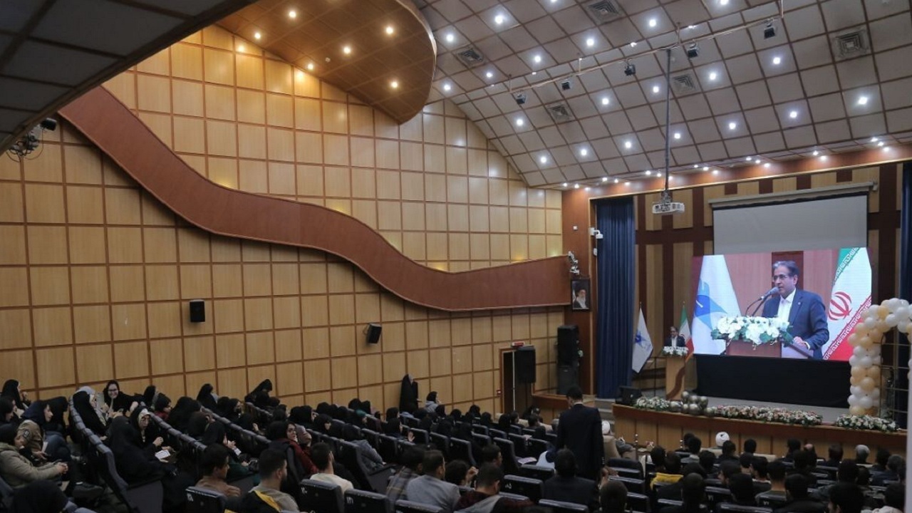 دانشگاه باید زنده، مطالبه‌گر و صدای جامعه باشد