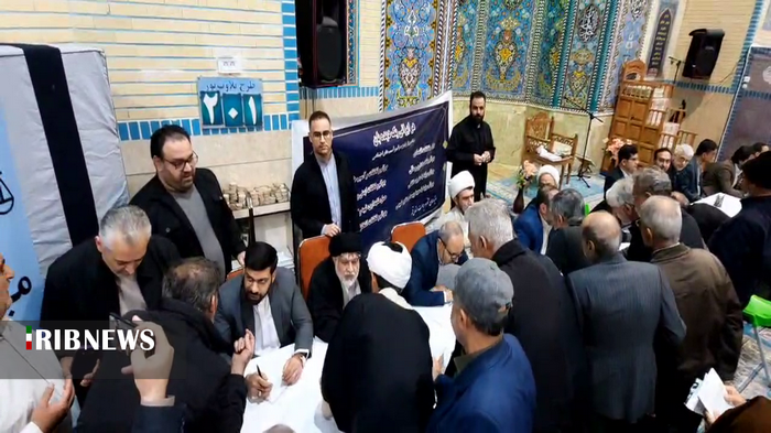 میز خدمت مسئولان ارشد قضایی استان قم میز خدمت مسئولان ارشد قضایی استان قم