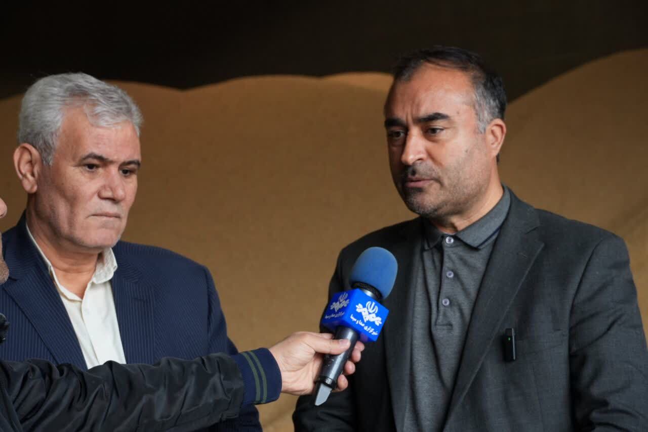 تولید گوشت مرغ در آذربایجان‌غربی در وضعیت مطلوب؛ استمرار تأمین نهاده‌های دامی از بنادر کشور