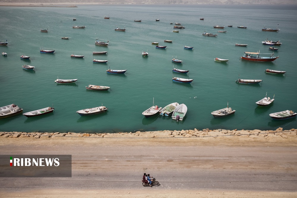 گذر ابر و وزش باد بر روی خلیج فارس، ۱۸ آذر گذر ابر و وزش باد بر روی خلیج فارس، ۱۸ آذر