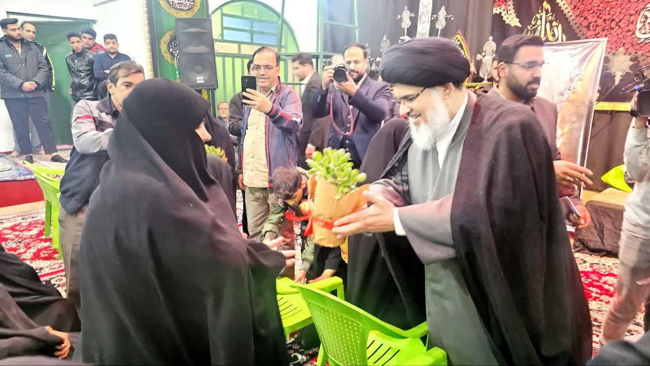 آیین ملی تکریم مادران و همسران شهدا در بافق آیین ملی تکریم مادران و همسران شهدا در بافق