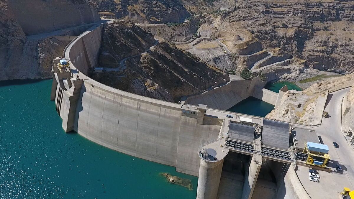 خوزستان قطب اصلی تولید برق‌آبی و تأمین انرژی ایران