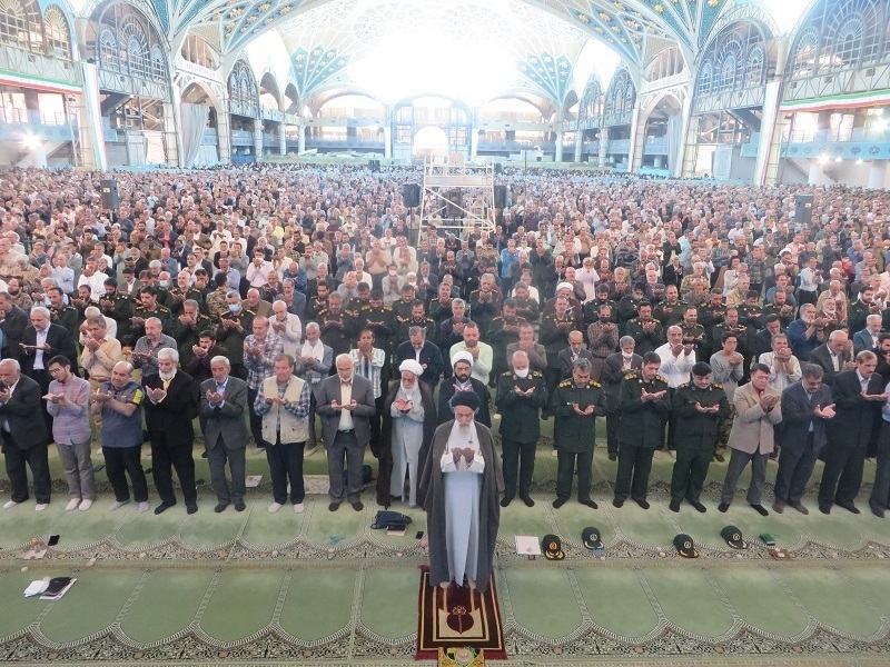 نماز جمعه فردا به امامت حجت الاسلام و المسلمین محمودی نماز جمعه فردا به امامت حجت الاسلام و المسلمین محمودی