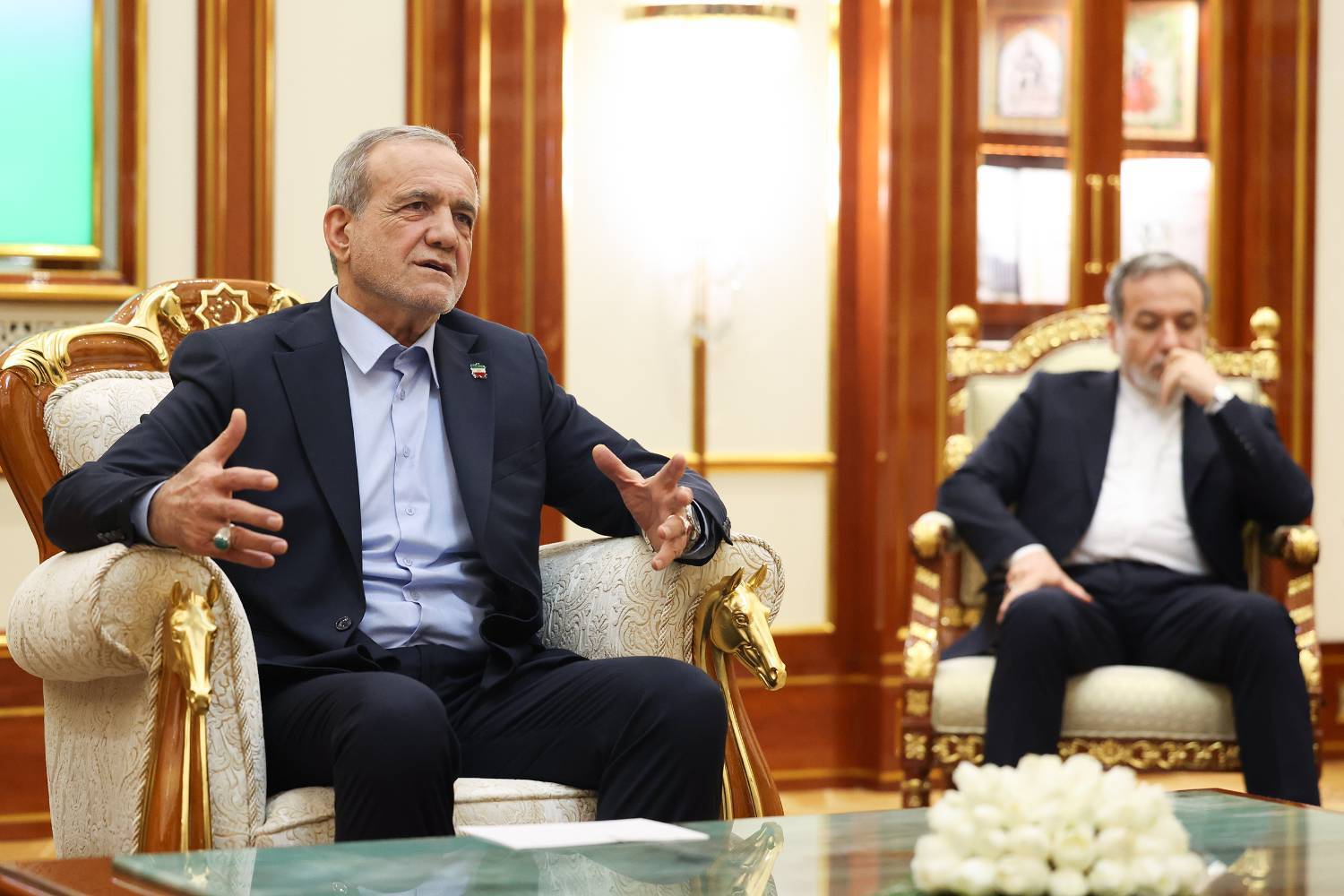 جهان امروز بیش از هر زمان دیگر محتاج شکلگیری اعتماد، صلح و همگرایی میان ملتهاست جهان امروز بیش از هر زمان دیگر محتاج شکلگیری اعتماد، صلح و همگرایی میان ملتهاست