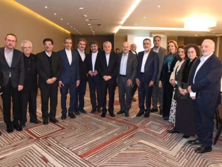 فصل تازه‌ای از همکاری‌های فرهنگی ایران و یونان