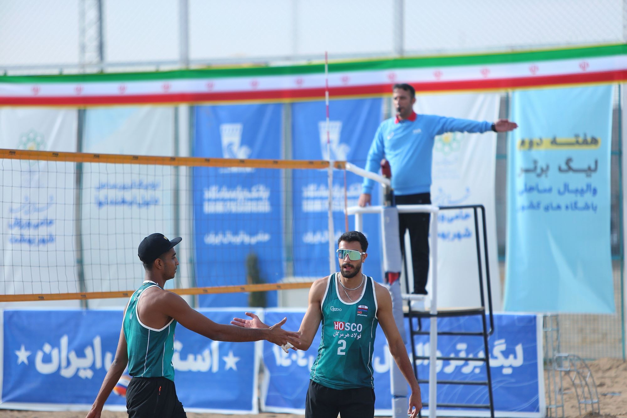 قهرمانی فولادیها در هفته دوم لیگ برتر والیبال ساحلی قهرمانی فولادیها در هفته دوم لیگ برتر والیبال ساحلی