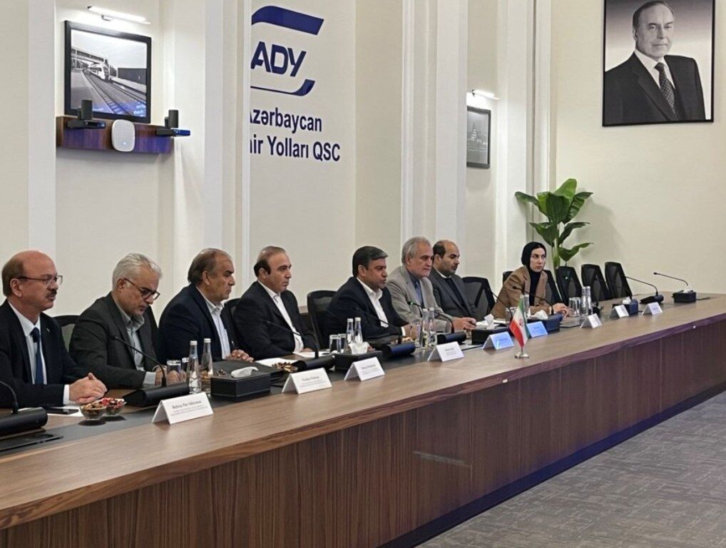 تاکید بر احداث بارانداز ریلی در مرز با جمهوری آذربایجان