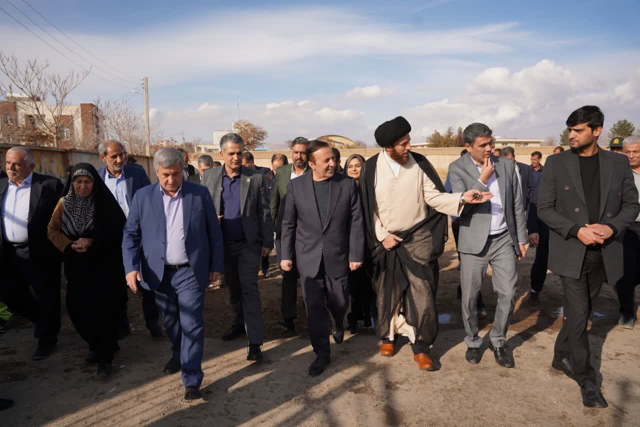 بازدید استاندار قزوین از پروژه‌های عمرانی، آموزشی و فرهنگی شهر نرجه