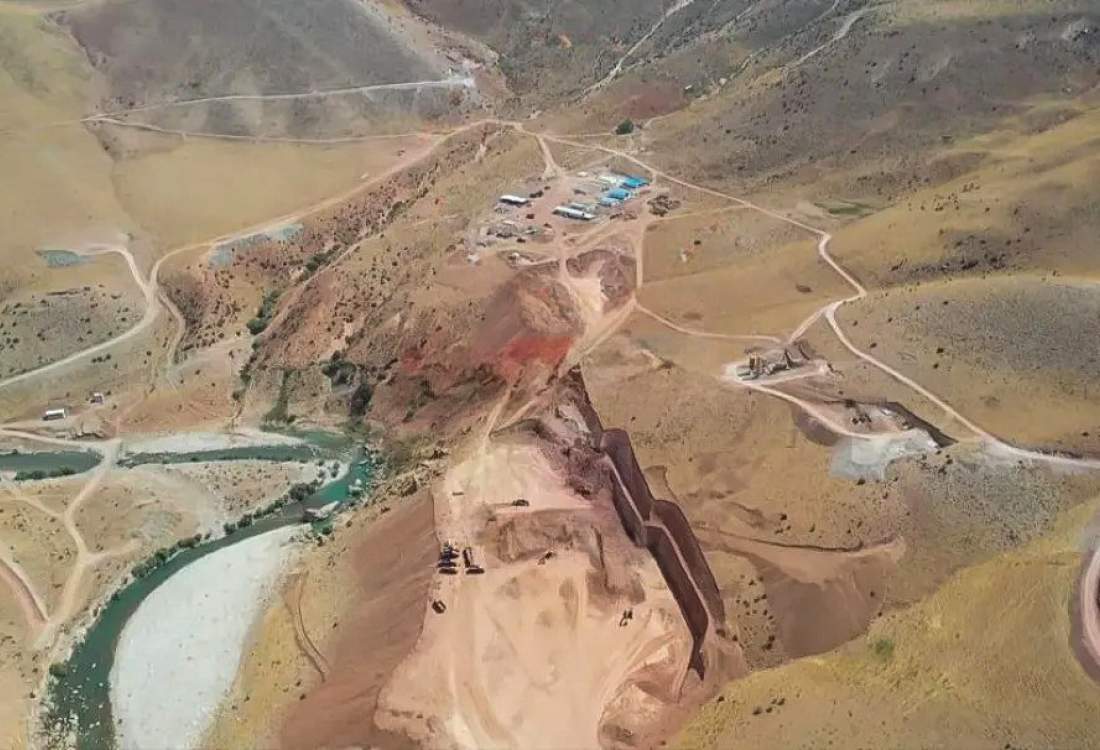 توقف عملیات ساخت سد ماندگان در دنا توقف عملیات ساخت سد ماندگان در دنا