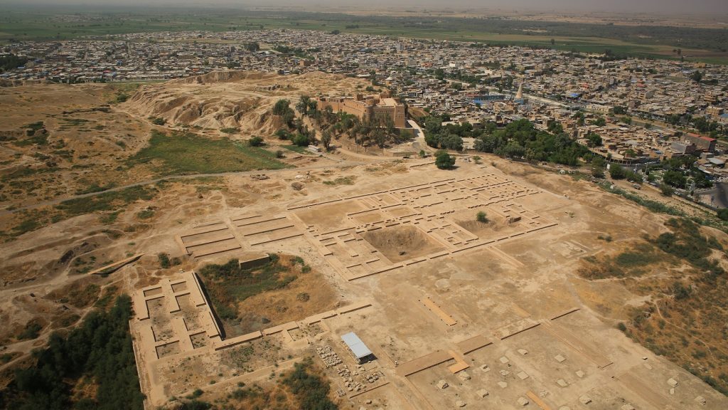 ساماندهی و ایمنسازی آثار کاخ آپادانا در شوش ساماندهی و ایمنسازی آثار کاخ آپادانا در شوش
