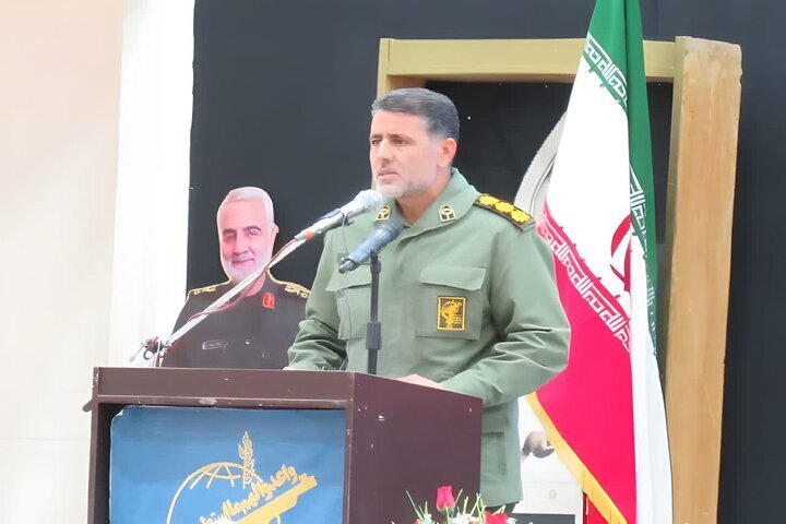 اجتماع باشکوه بسیجیان یاسوج در حسینیه ثارالله