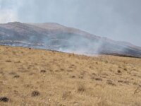 مهار آتشسوزی در مراتع روستای چراغتپه تکاب