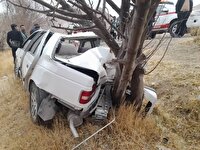 امدادرسانی به ۴مصدوم برخورد دو خودرو پژو در محور فارسان به شهرکرد