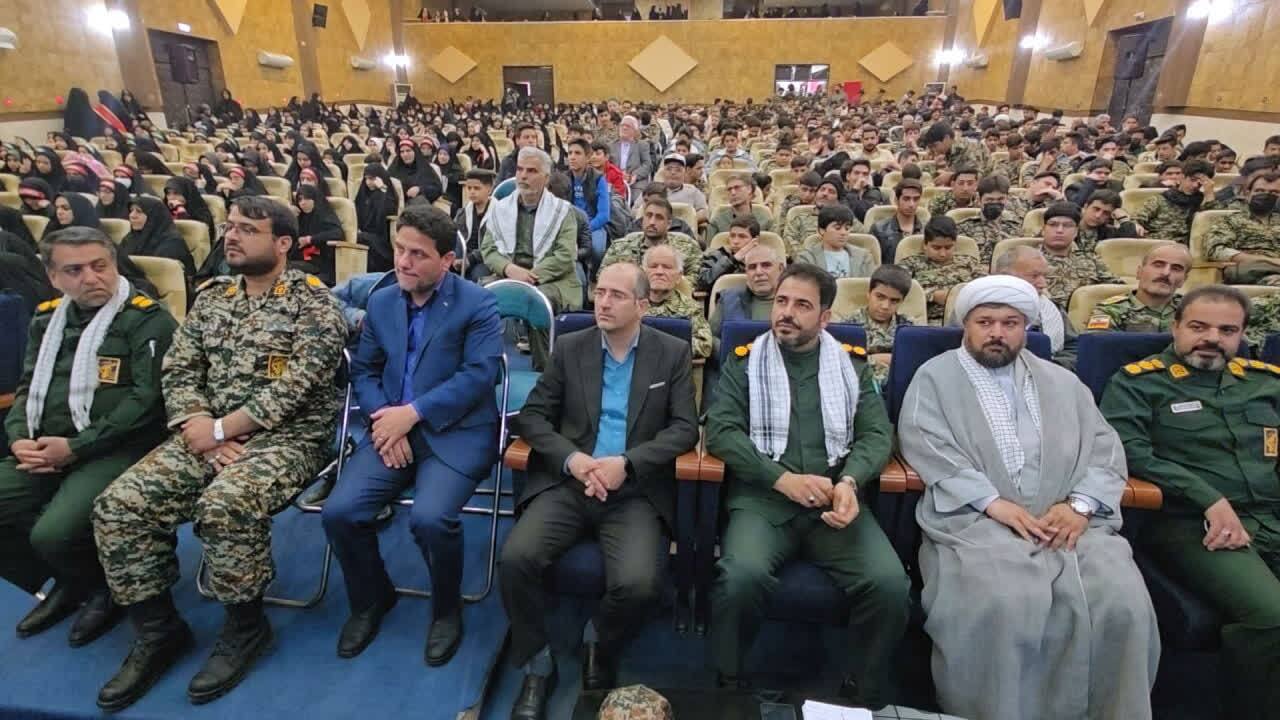 همایش اقتدار بسیجیان در میبد همایش اقتدار بسیجیان در میبد