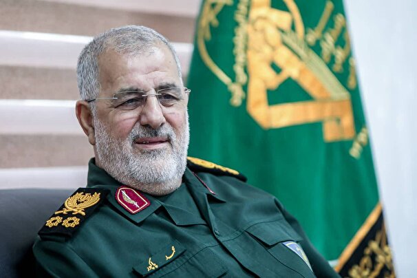 سرلشکر پاکپور: بسیج باید در بحران‌ها به همه توان به کمک مردم برود