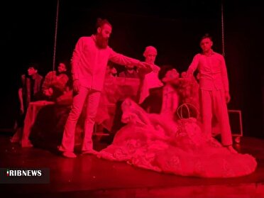 حضور ۱۳ گروه نمایشی در جشنواره تئاتر سقز