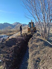 آغاز عملیات لایروبی انهار منتهی به تالاب زاویه سفلی چالدران