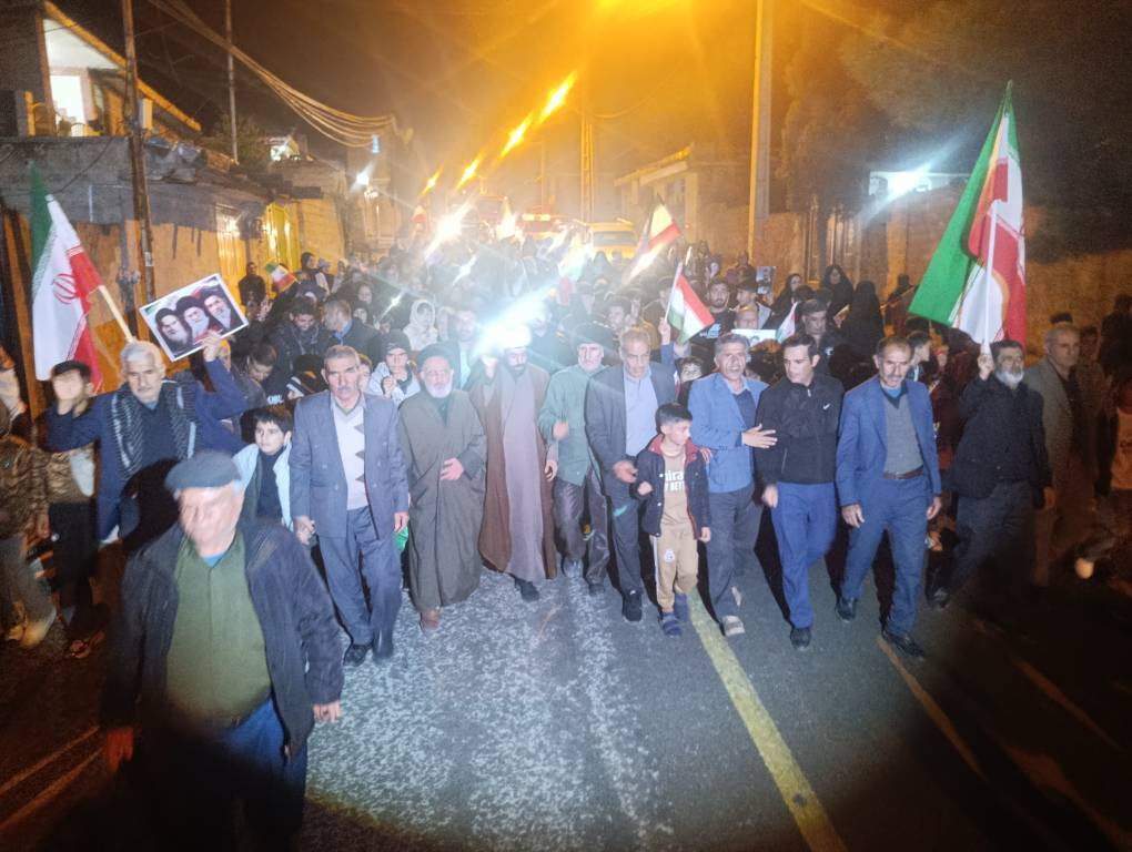 خروش مردم بهمئی و پاتاوه در شب‌های استکبارستیزی