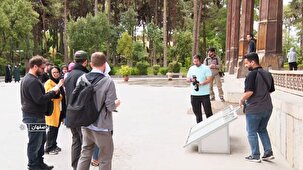 بازدید خبرنگاران خارجی از زخم‌های جنگ بر آثار تاریخی