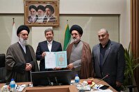 دیدار نماینده ولی‌فقیه در بنیاد شهید با استاندار اصفهان