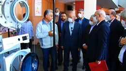 بازدید معاون رئیس جمهور از کارخانه اسنوا