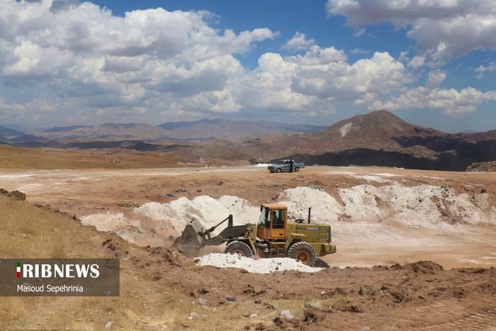 تخلیه و دفن پسماندهای کرونایی بیمارستانی در تبریز