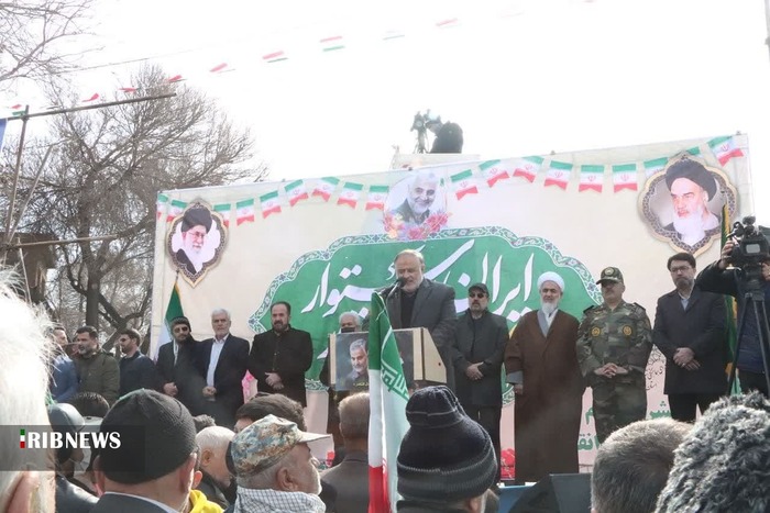 حضور مردم قزوین در راهیپمایی ۲۲ بهمن ۱۴۰۱