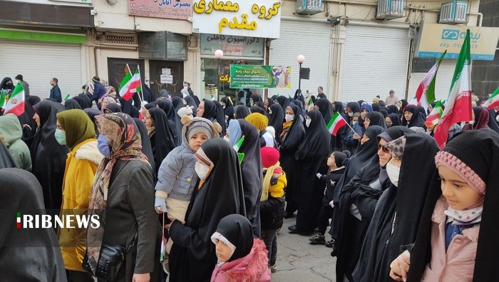 حضور کشاورزان مهدی آباد بزرگ در راهیپمایی ۲۲ بهمن ۱۴۰۱