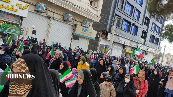 حضور کشاورزان مهدی آباد بزرگ در راهیپمایی ۲۲ بهمن ۱۴۰۱